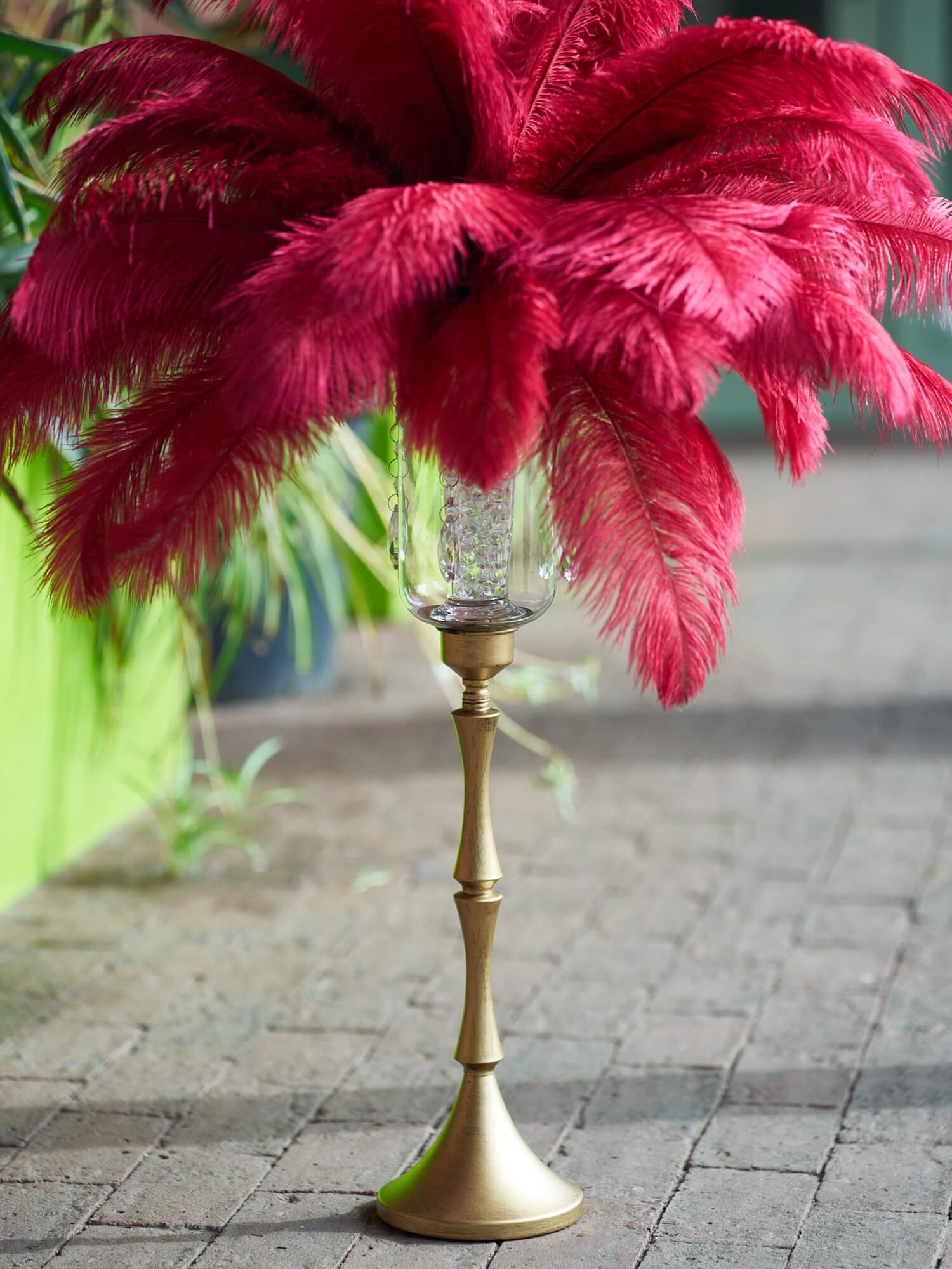 Red Feather Centrepiece – Add Drama to Your Table Decor - Image 5