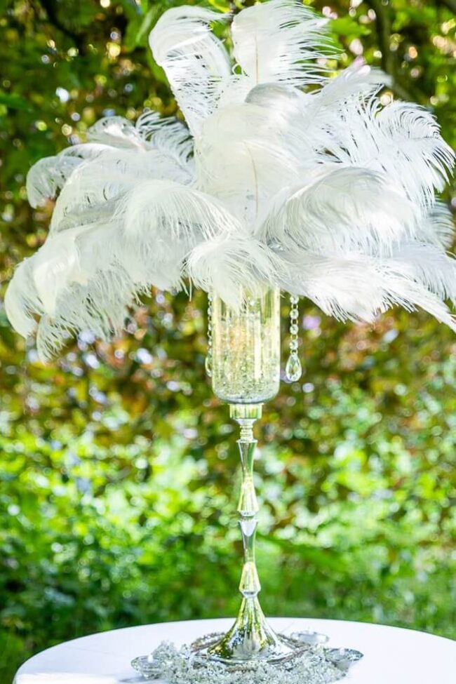 White Feather Centrepiece – Graceful & Glamorous Styling