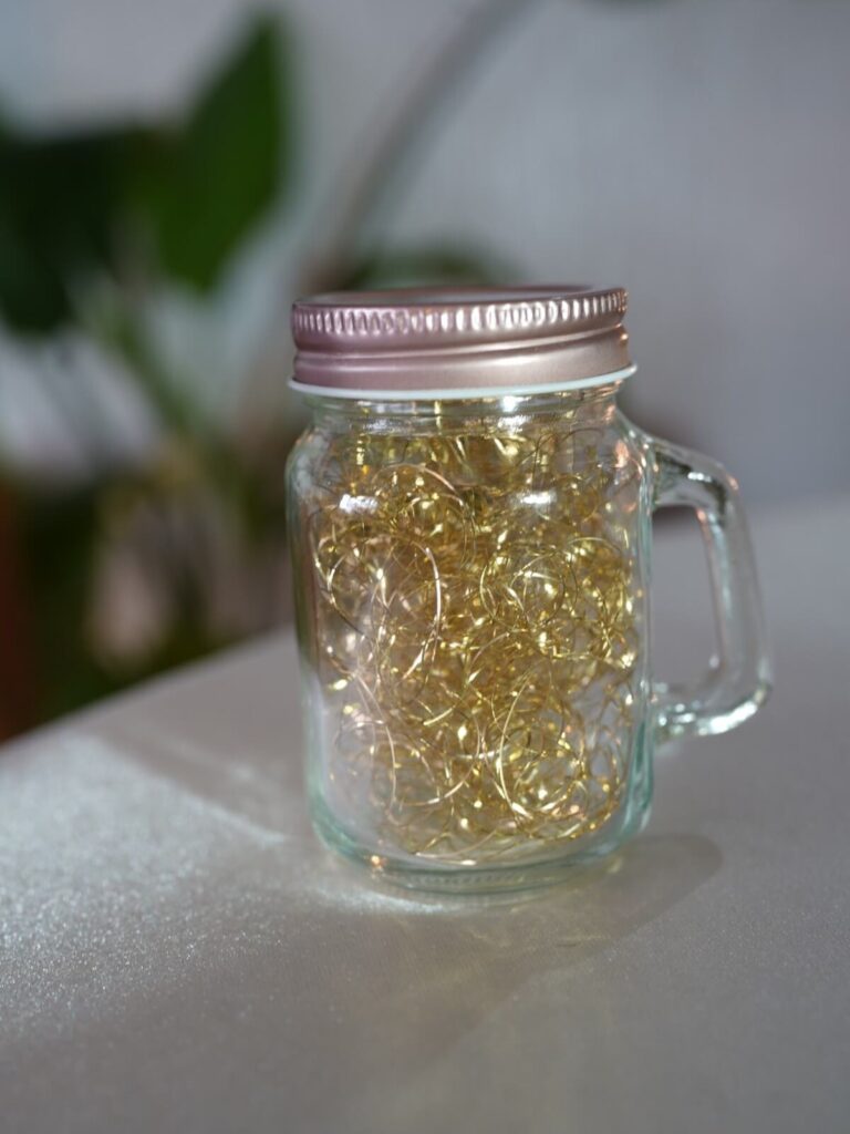 Mason jar hire with handle, lid and decorative lights