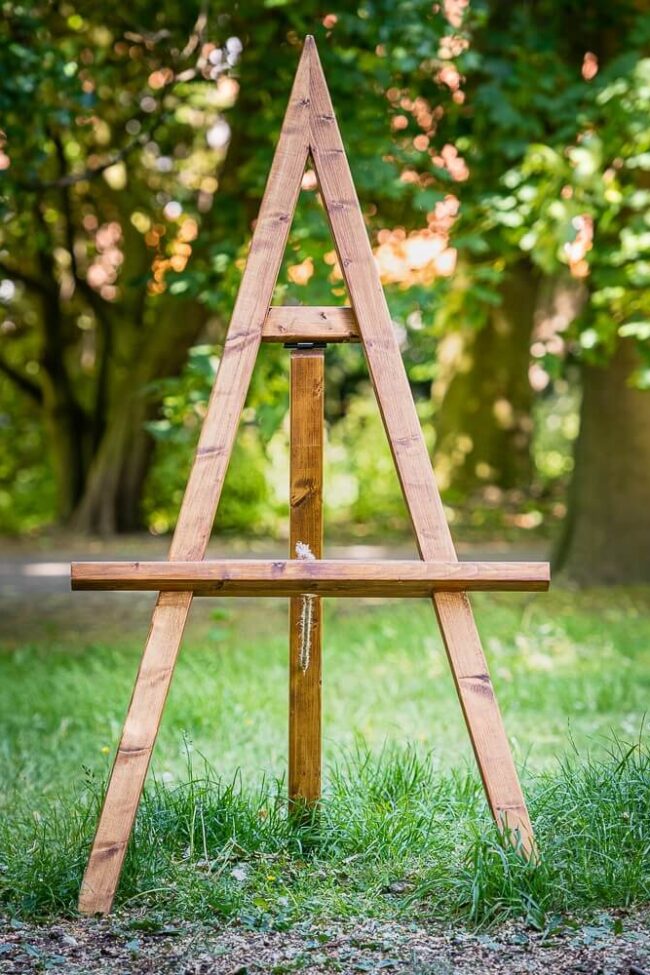 wooden easel display stand for hire