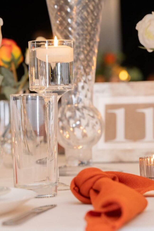 floating candlestick in clear glass with floating candle