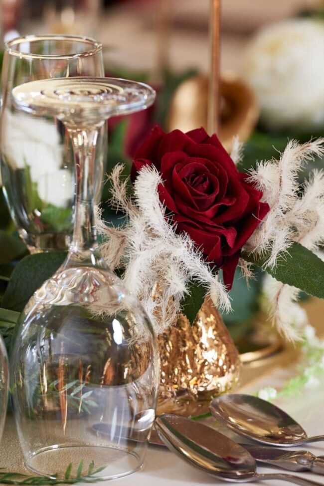 Hire Elegant Dinner Spoons for Your Wedding or Event