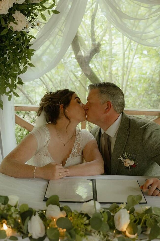 Wedding arbour - Create a Romantic Ceremony Setting