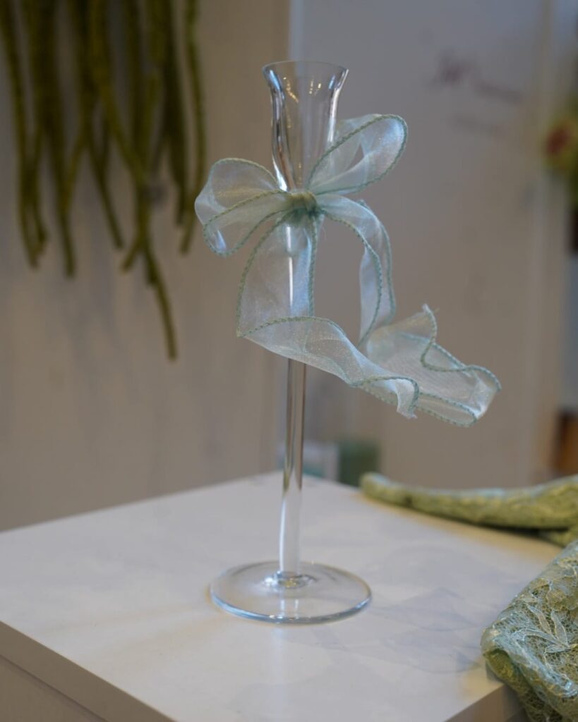 Clear glass taper candle holder with smooth slim stem