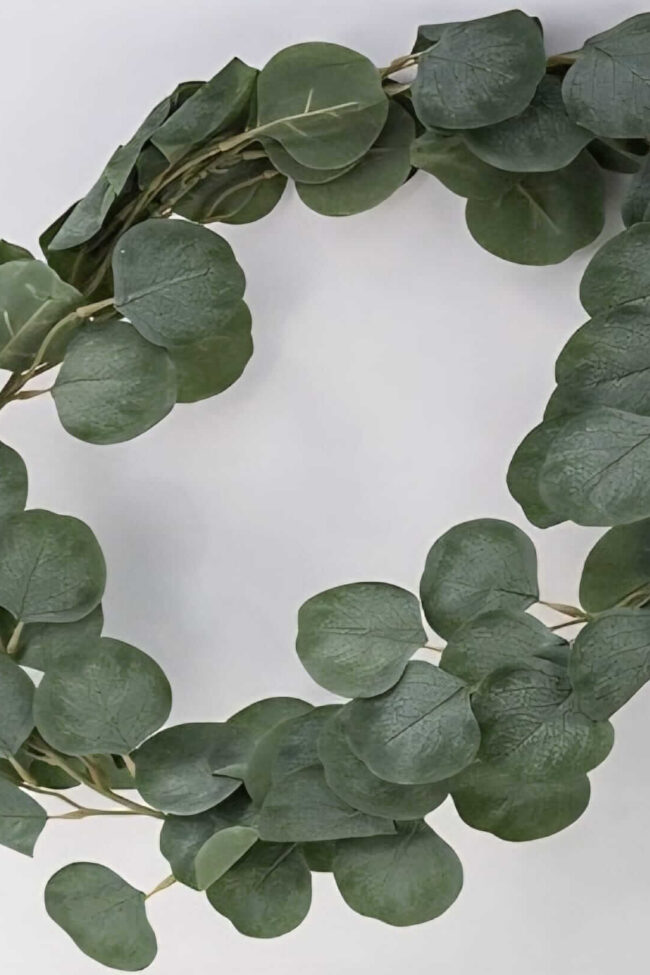 Artificial eucalyptus garland with rounded green leaves